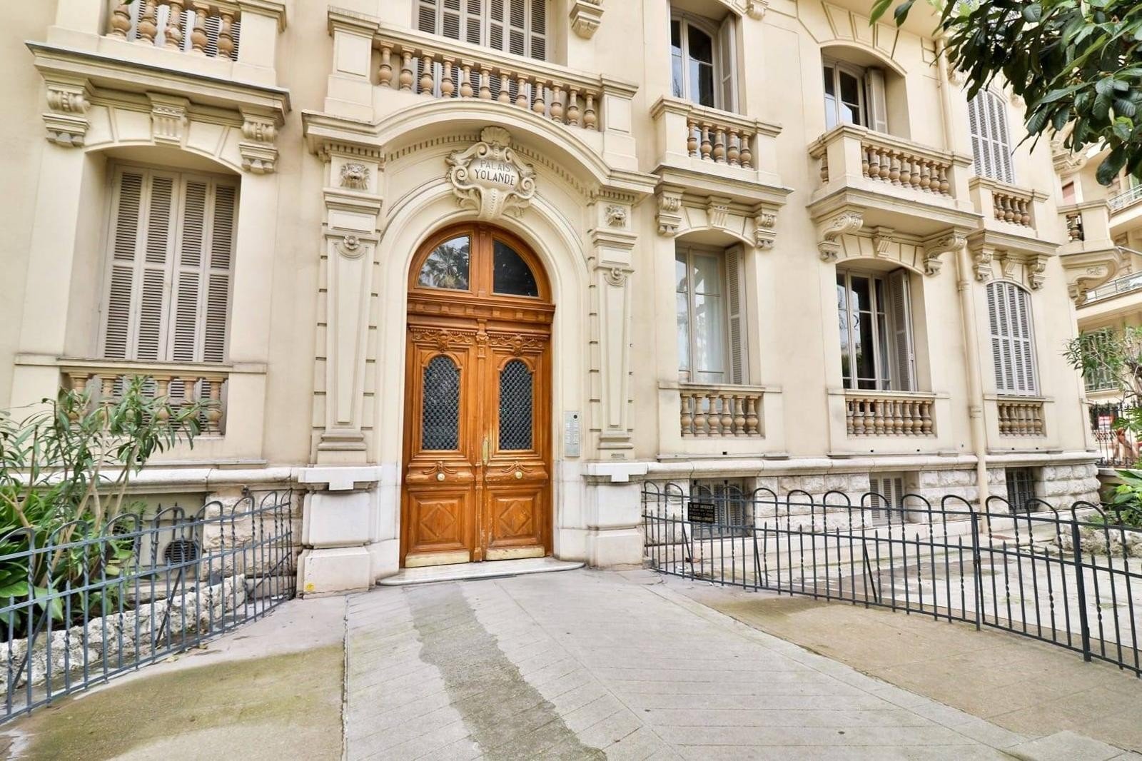 Débarras pour succession ou vente immobilière au Carré d’Or à Nice