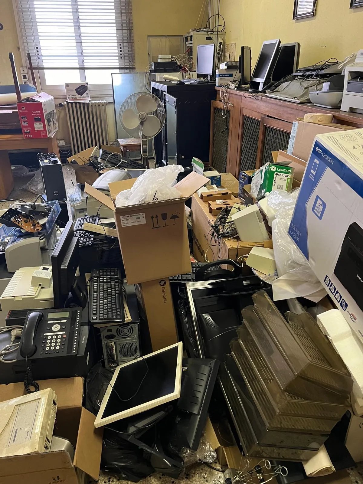 Débarras de bureaux et locaux professionnels à Nice
